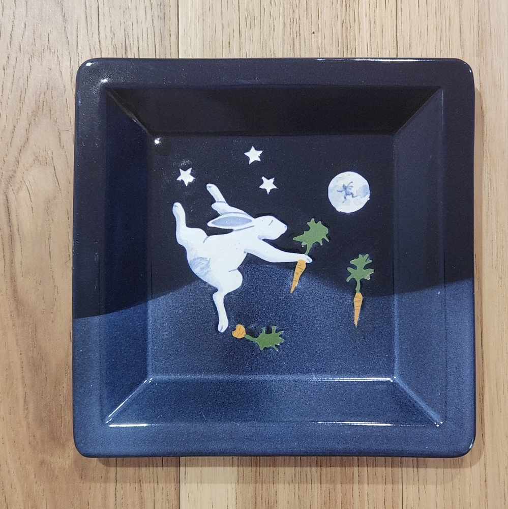 Karen Howell Legend of the Rabbit Dancing Moon Bunny Square Plate 1987 Radish
